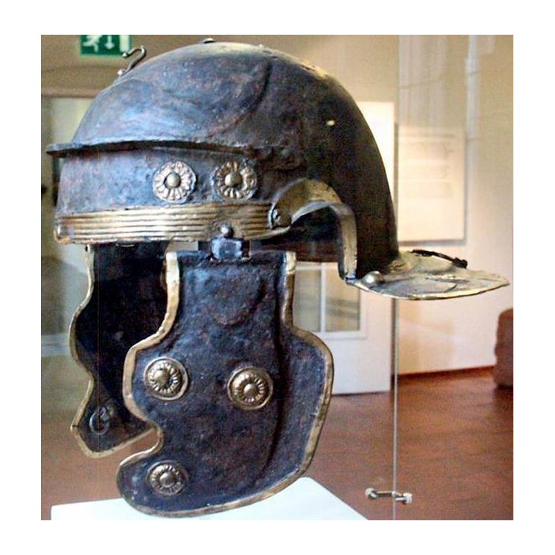 casco romano